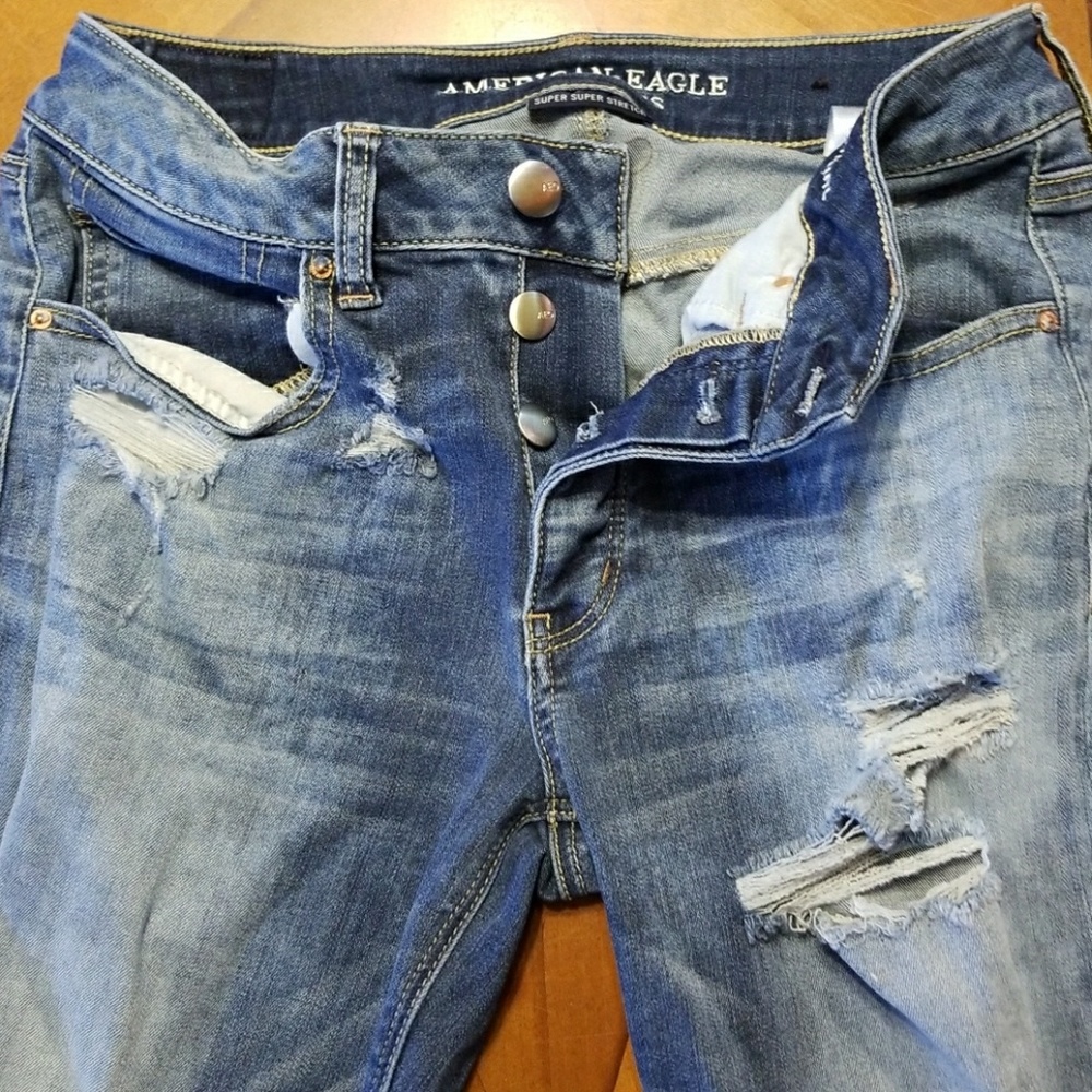 Super, super, stretch tomgirl, distressed